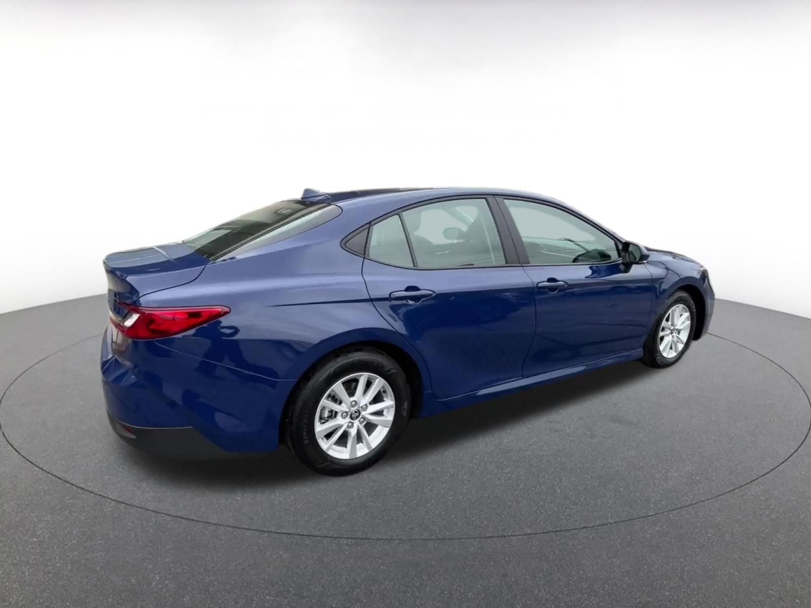 Thumbnail: 2025 Toyota Camry - 15