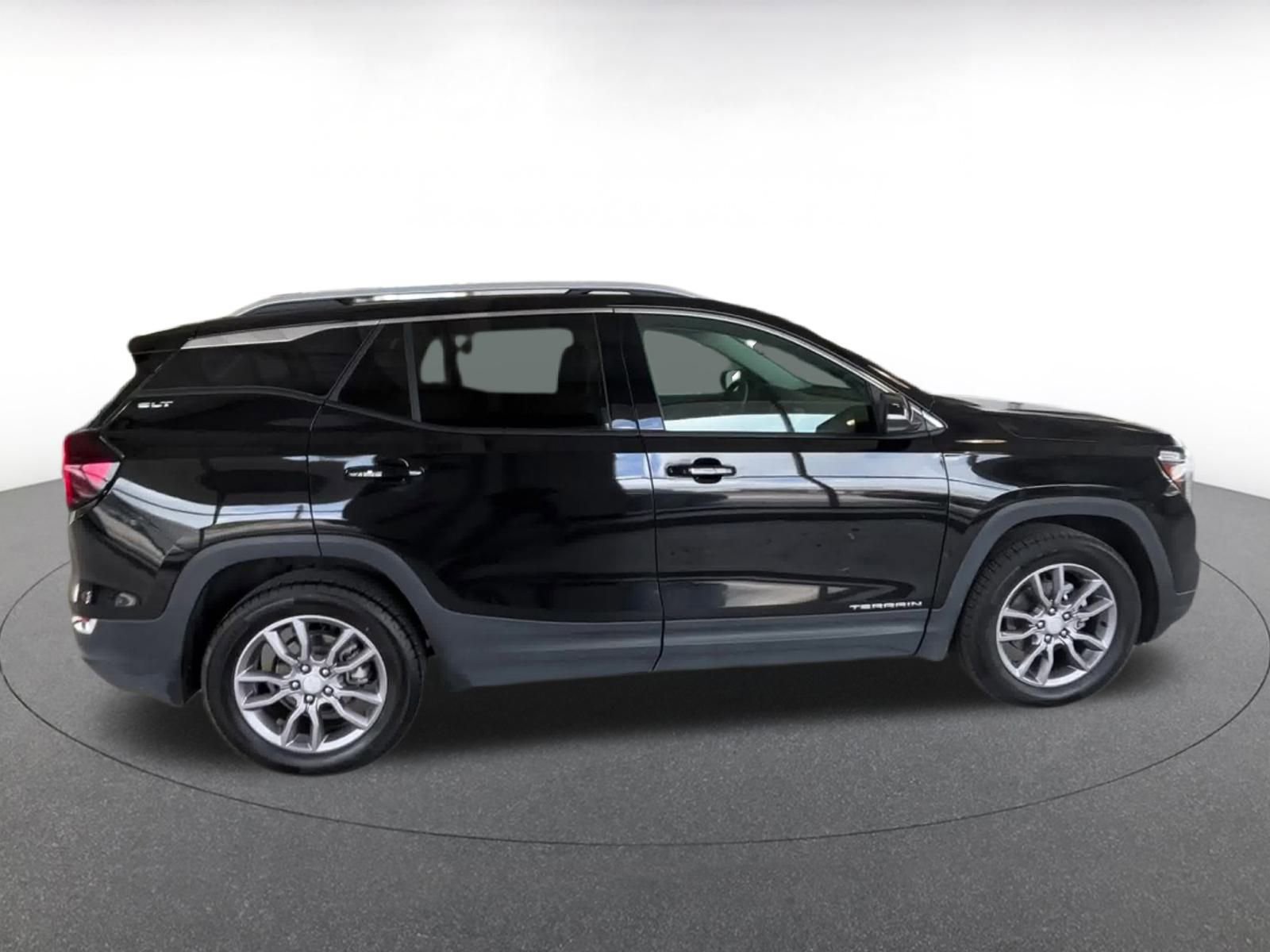 Thumbnail: 2024 GMC Terrain - 16