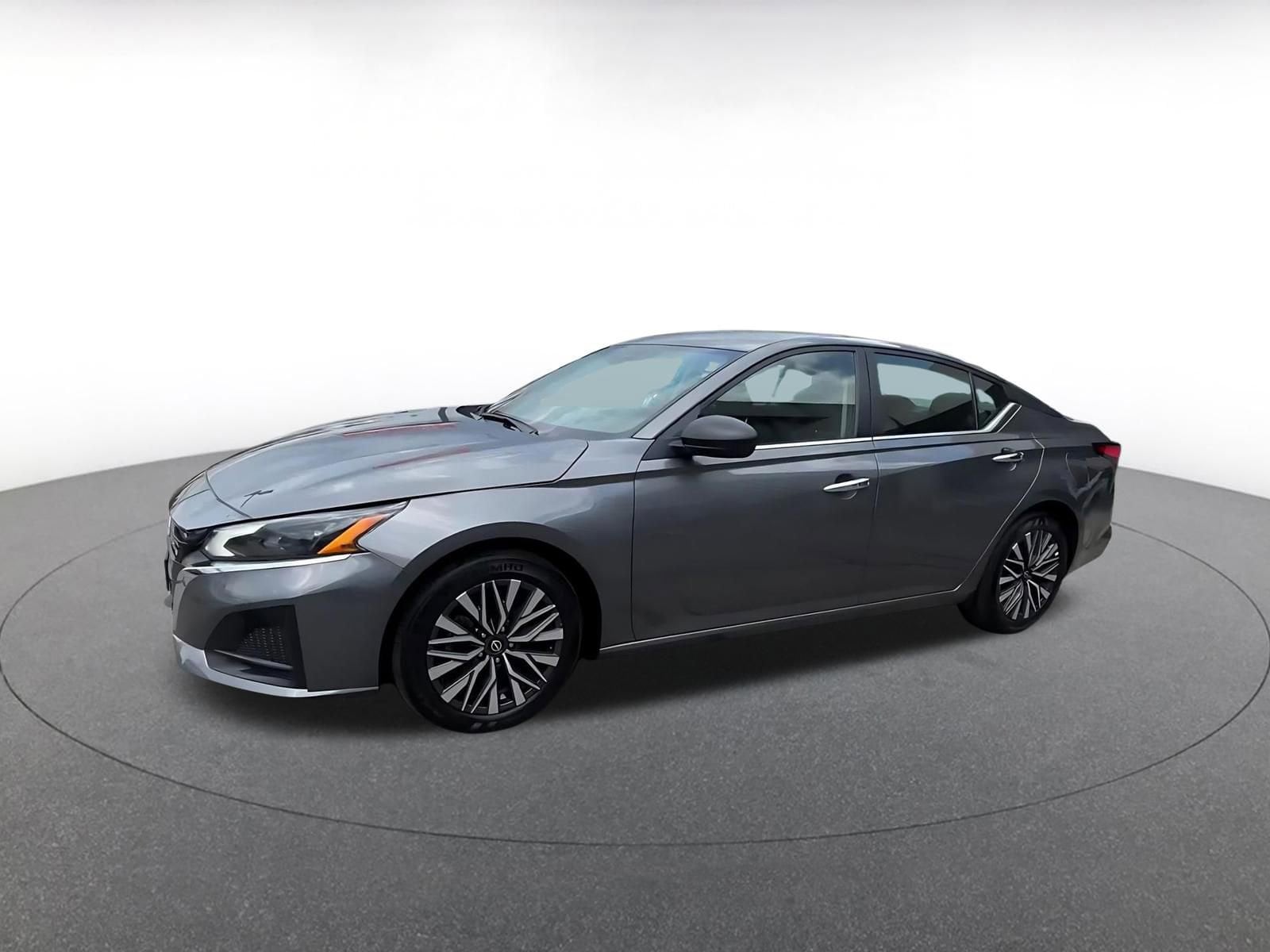 Thumbnail: 2025 Nissan Altima - 7