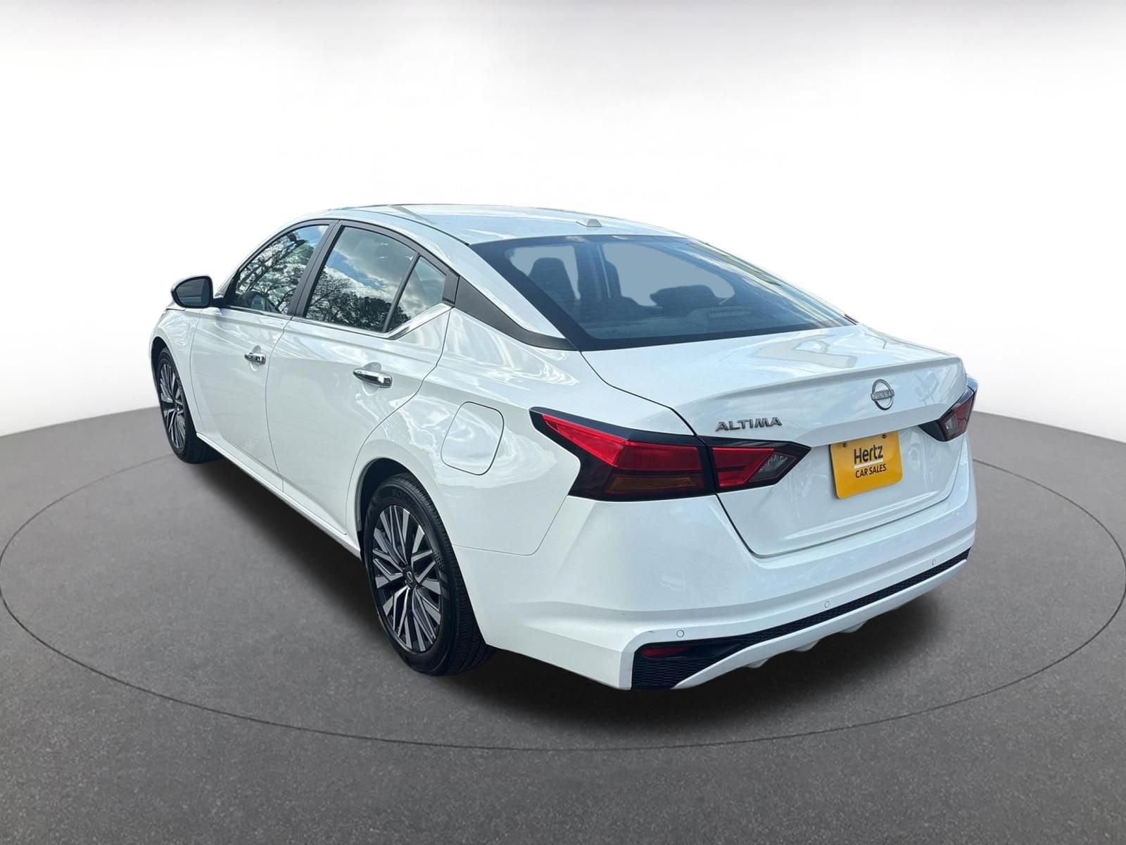 Thumbnail: 2025 Nissan Altima - 4