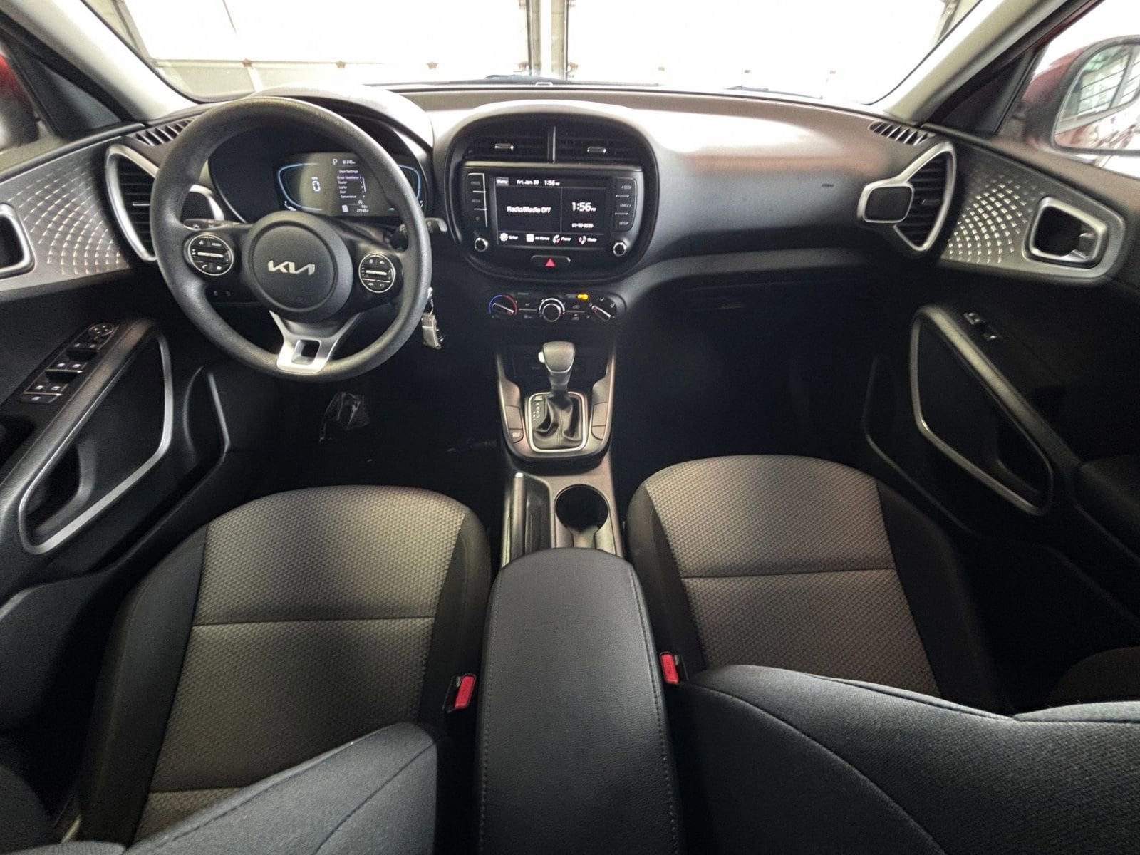 Thumbnail: 2025 Kia Soul - 31