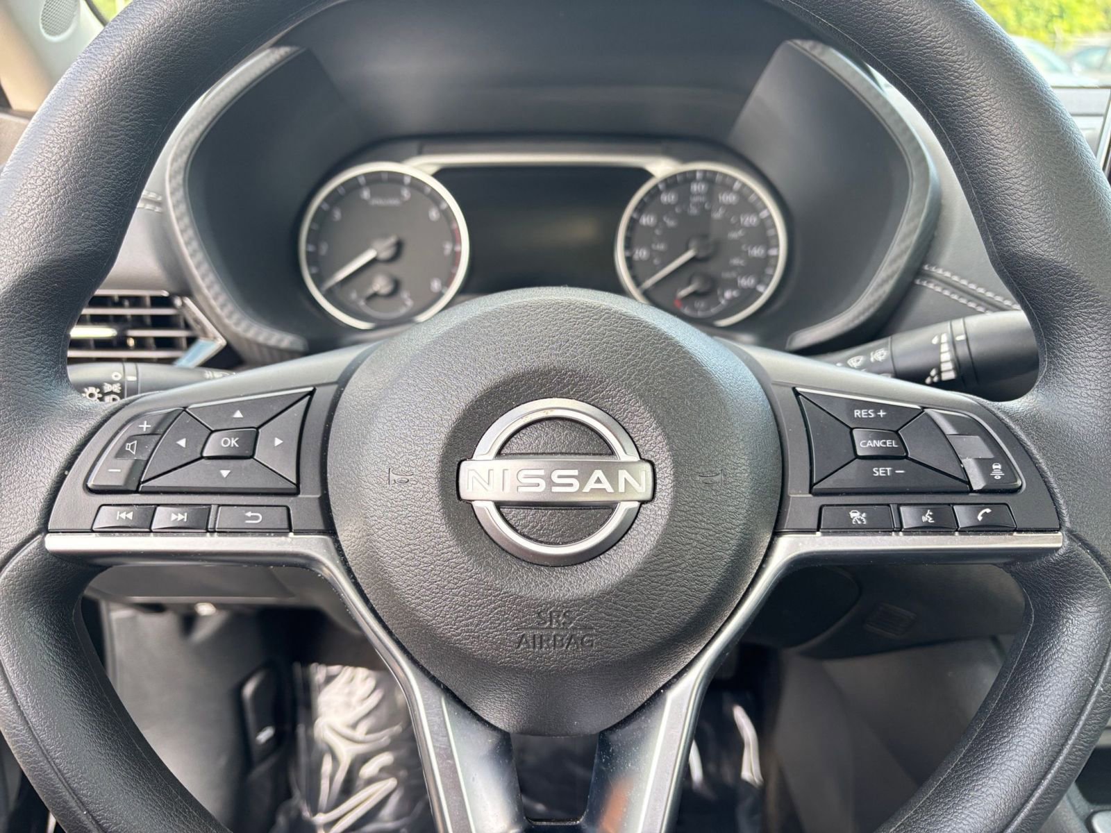 2024 Nissan Sentra SV 27