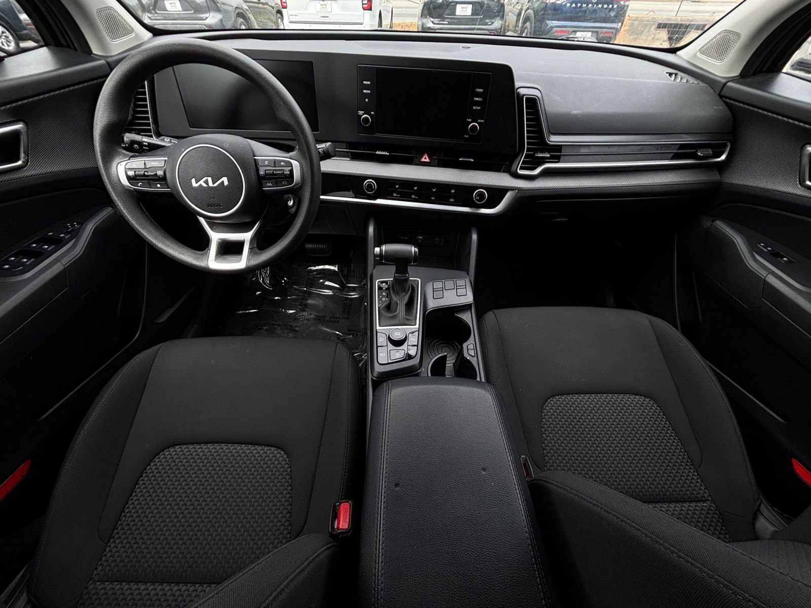 Thumbnail: 2025 Kia Sportage - 32