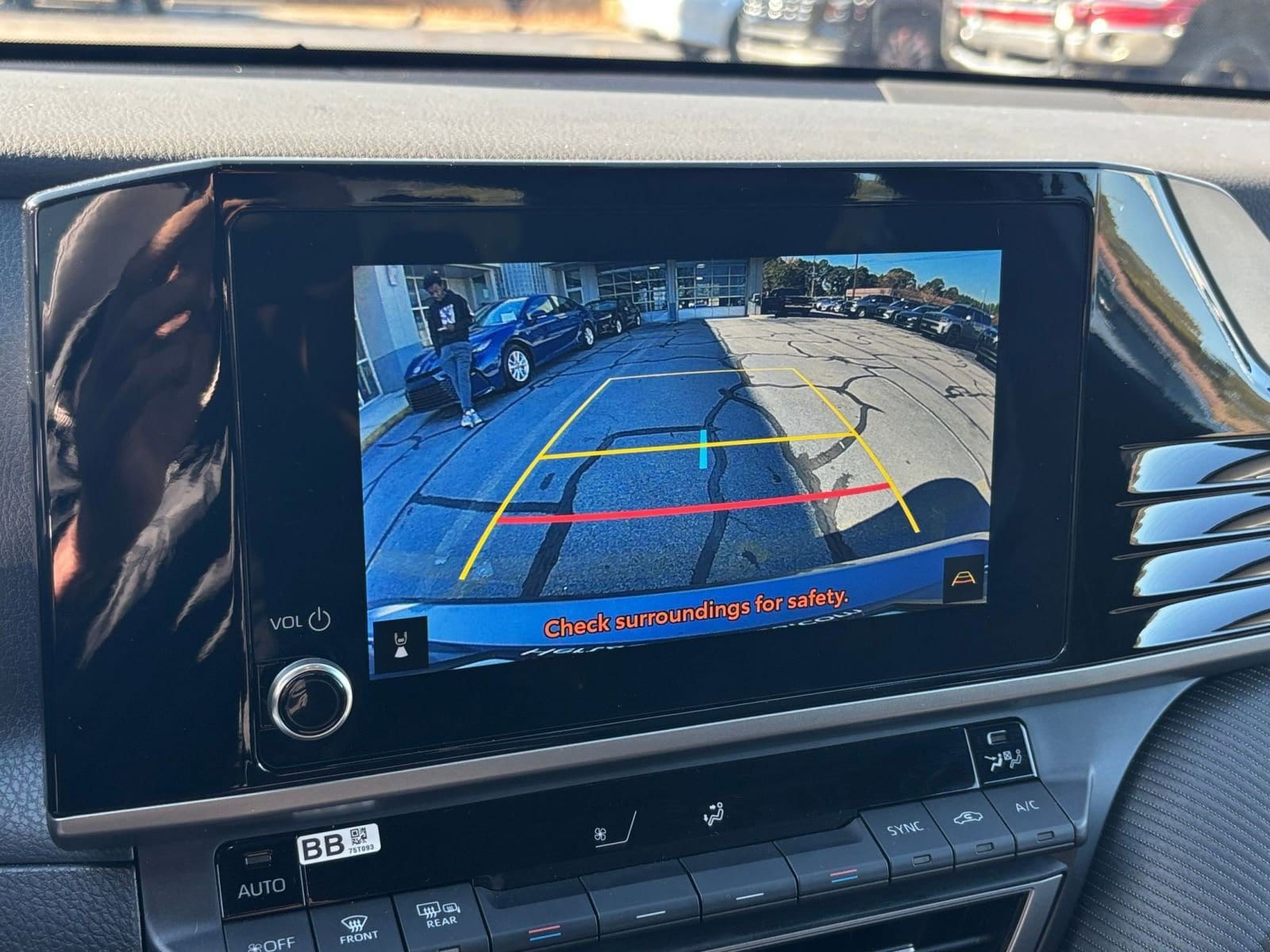 Thumbnail: 2025 Toyota Camry - 17