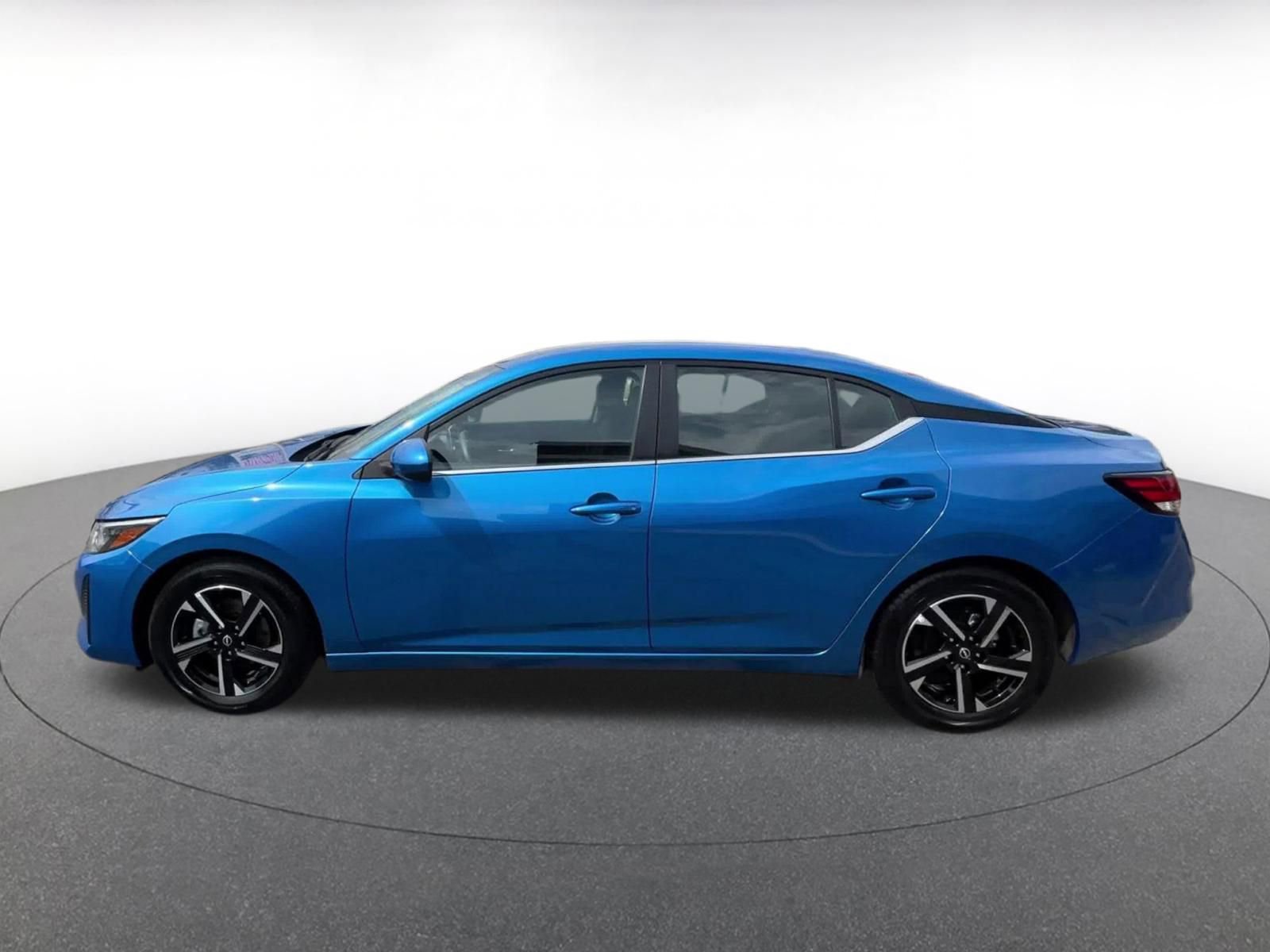 Thumbnail: 2025 Nissan Sentra - 8