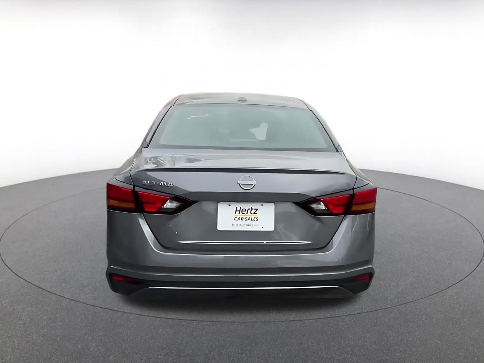 Thumbnail: 2025 Nissan Altima - 18