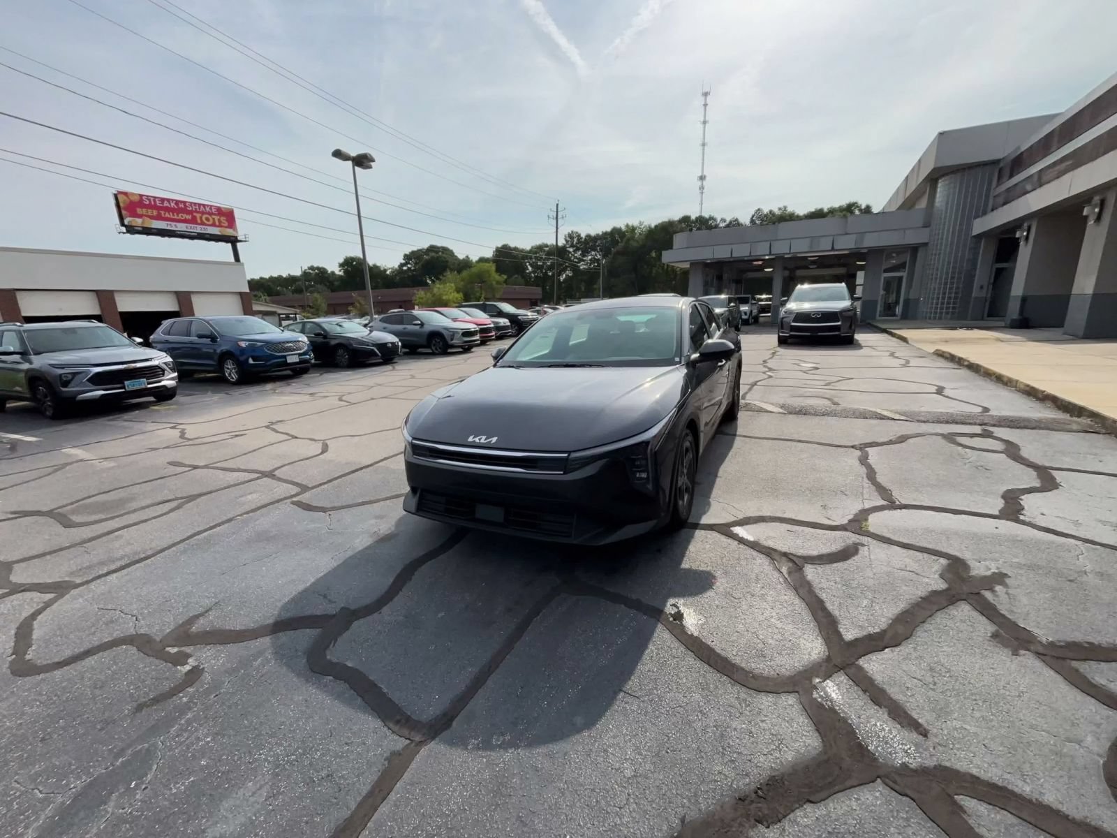 Thumbnail: 2025 Kia K4 - 16