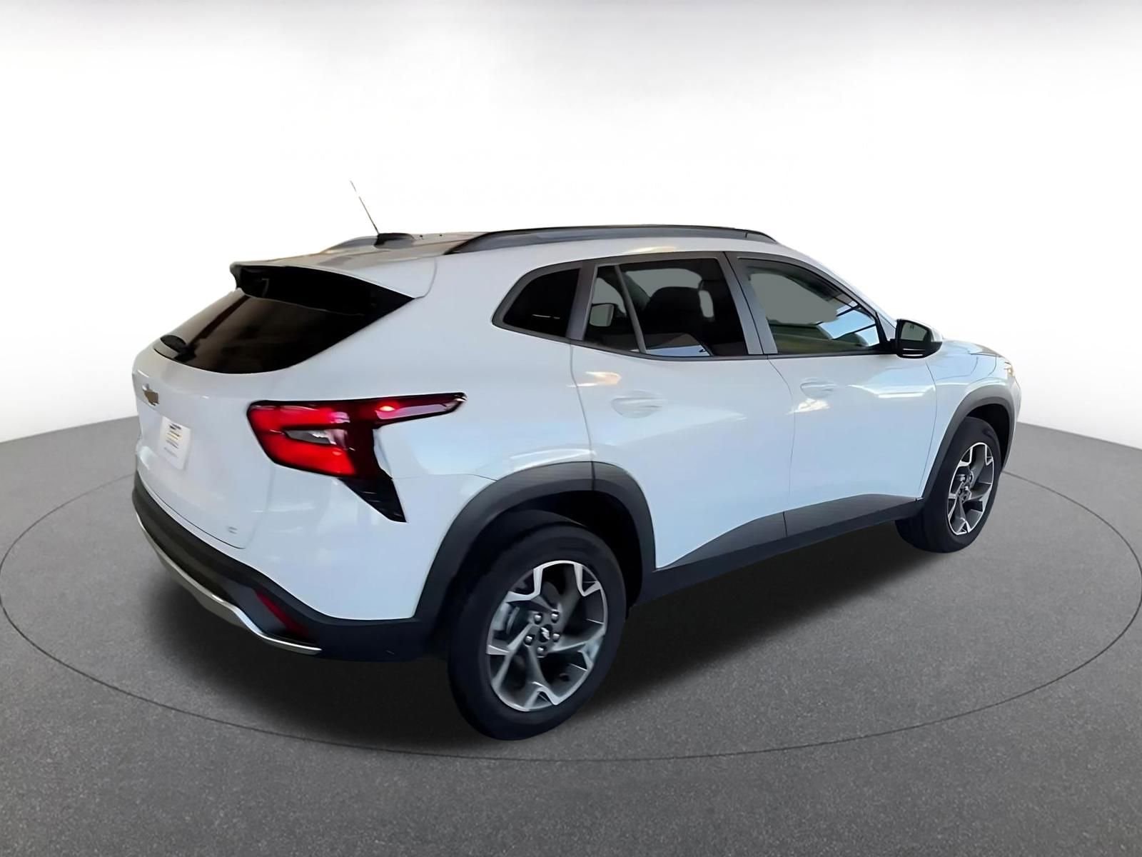 Thumbnail: 2025 Chevrolet Trax - 13