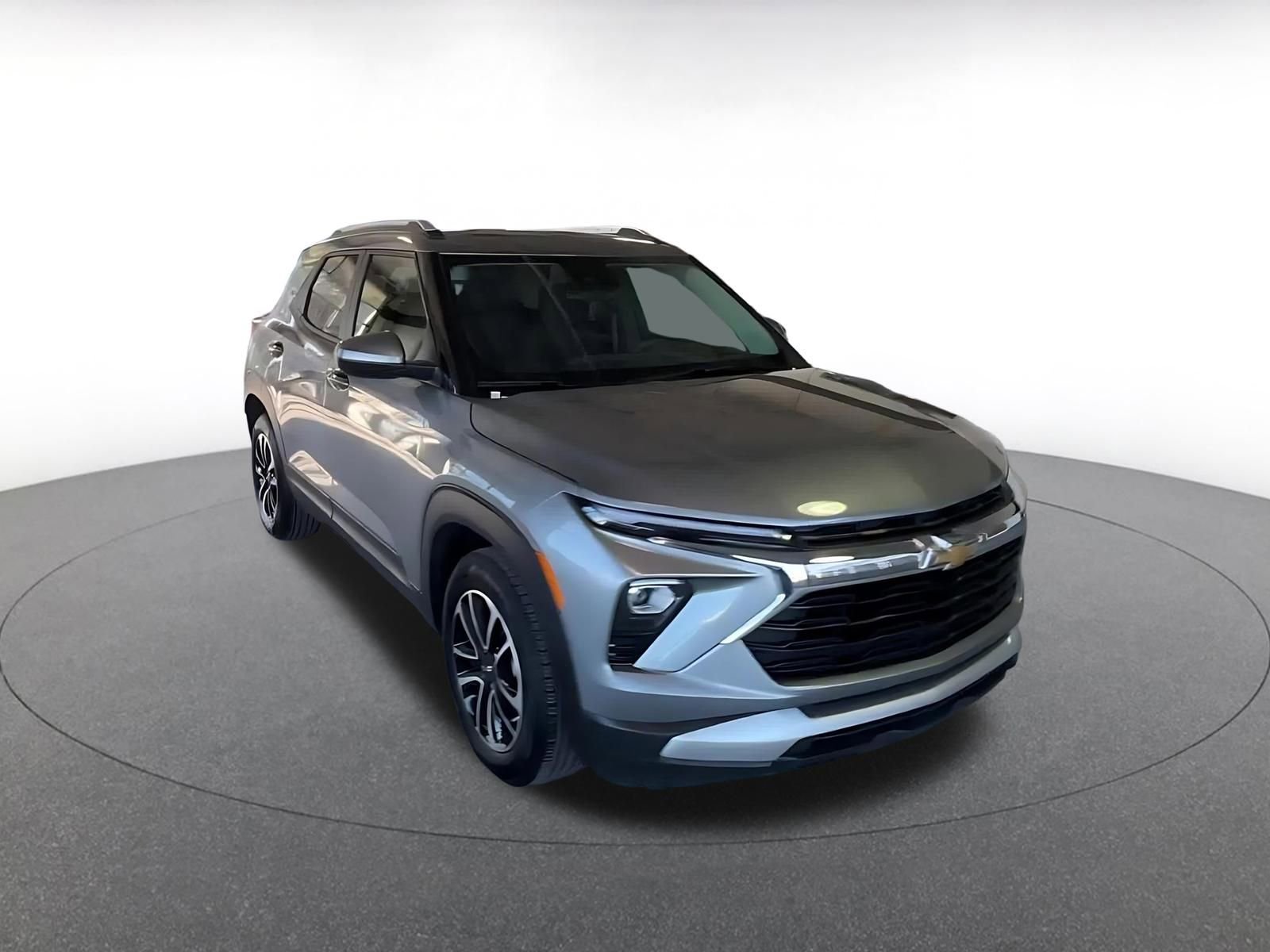 Thumbnail: 2025 Chevrolet TrailBlazer - 3