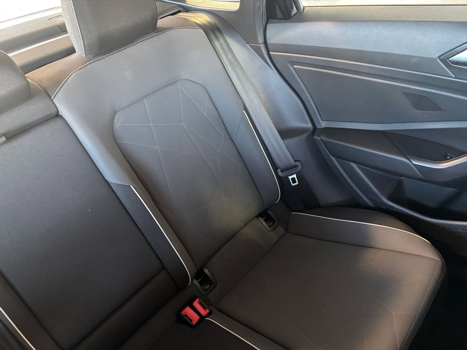 Thumbnail: 2025 Volkswagen Jetta - 35