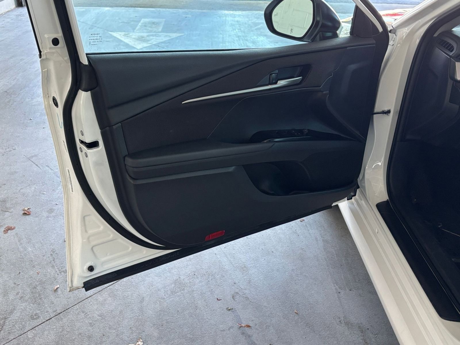 Thumbnail: 2025 Toyota Camry - 26