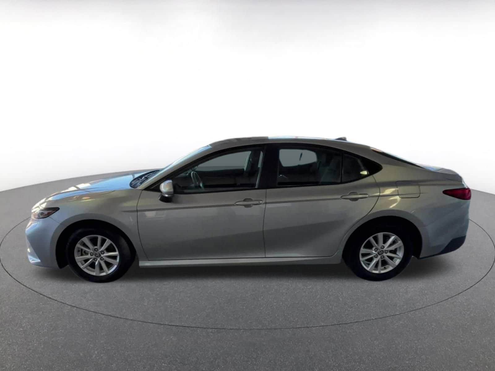 Thumbnail: 2025 Toyota Camry - 12