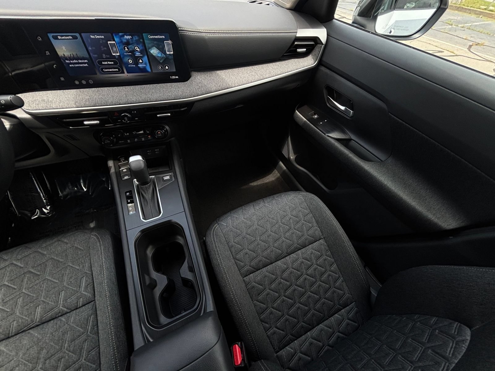Thumbnail: 2026 Nissan Kicks - 34
