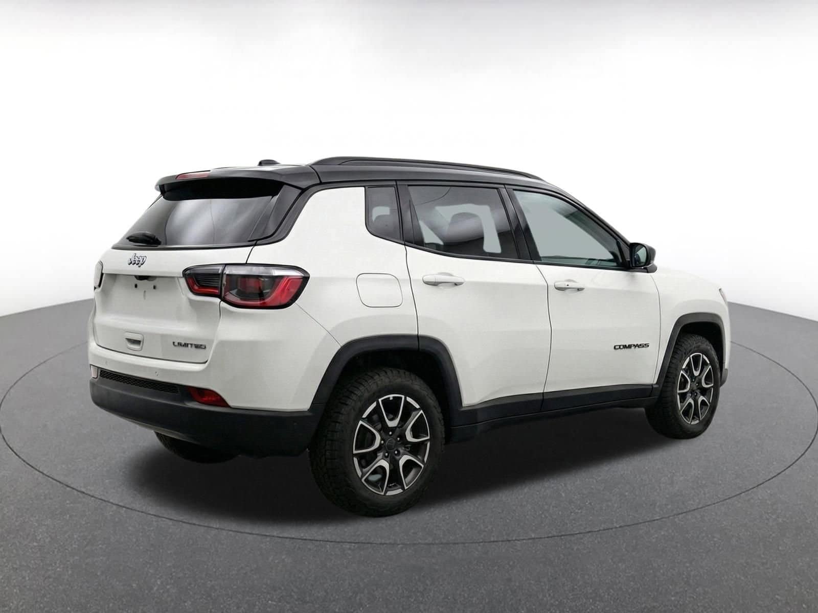 Thumbnail: 2025 Jeep Compass - 8
