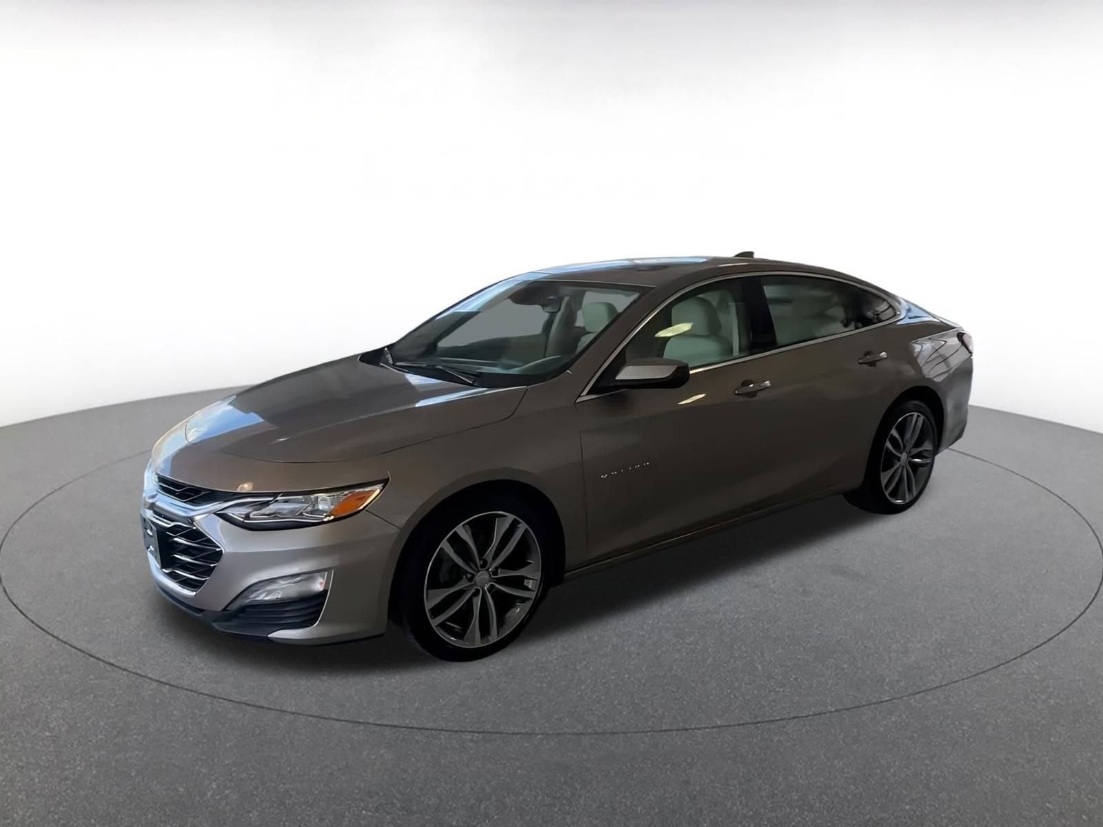 Thumbnail: 2024 Chevrolet Malibu - 7