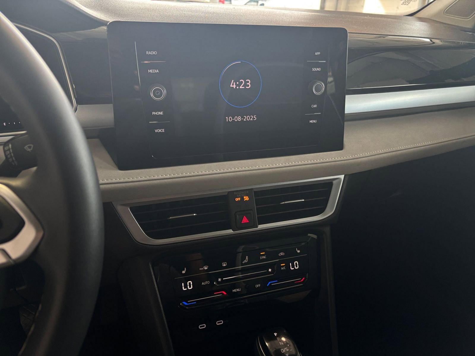 Thumbnail: 2025 Volkswagen Taos - 21