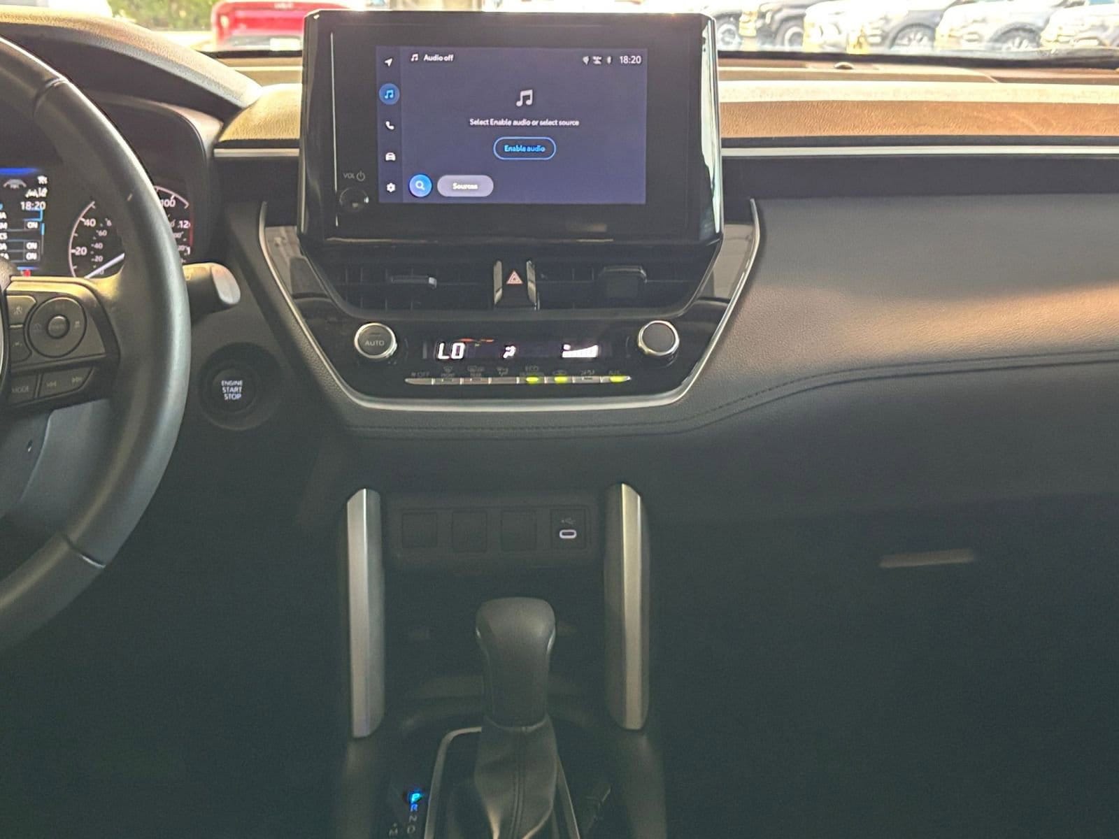 Thumbnail: 2025 Toyota Corolla Cross - 22