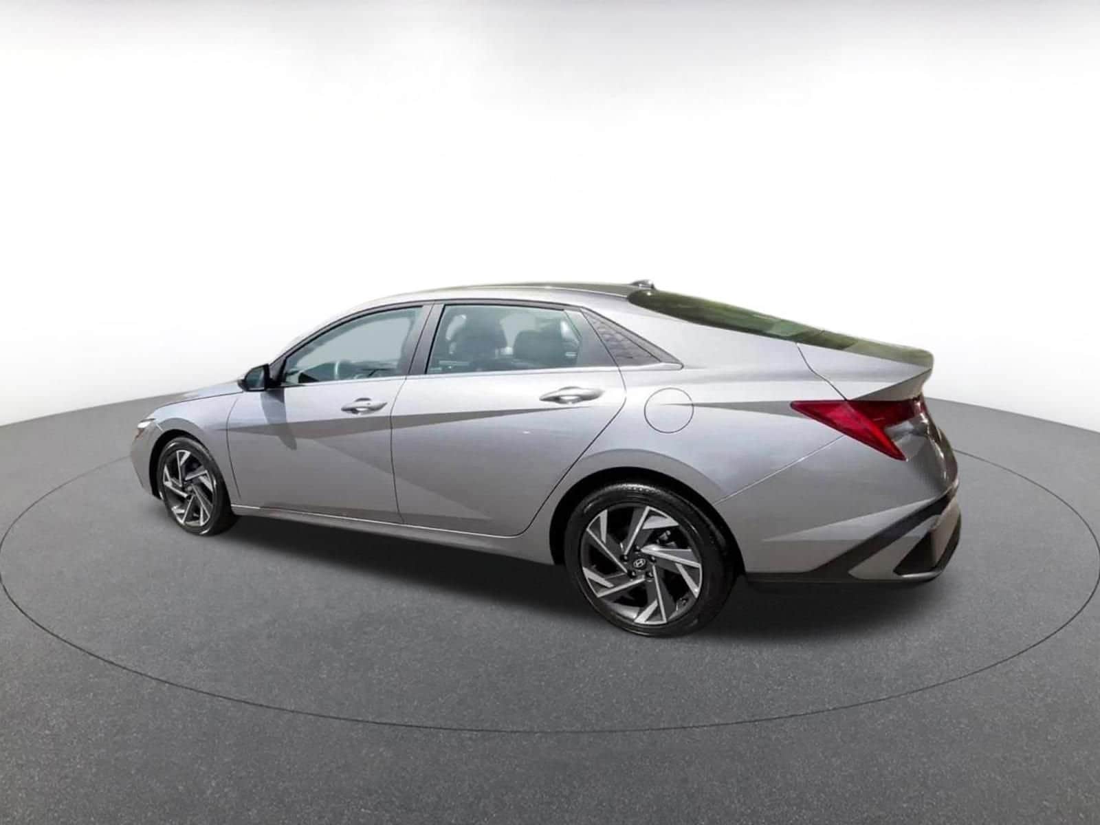 Thumbnail: 2025 Hyundai Elantra - 10