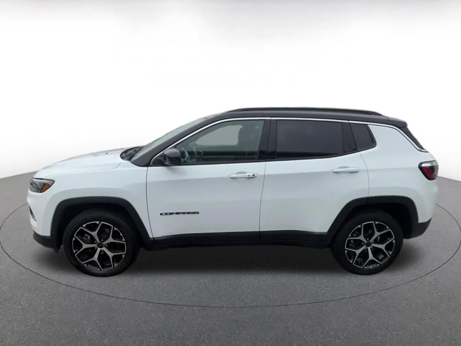 Thumbnail: 2025 Jeep Compass - 13