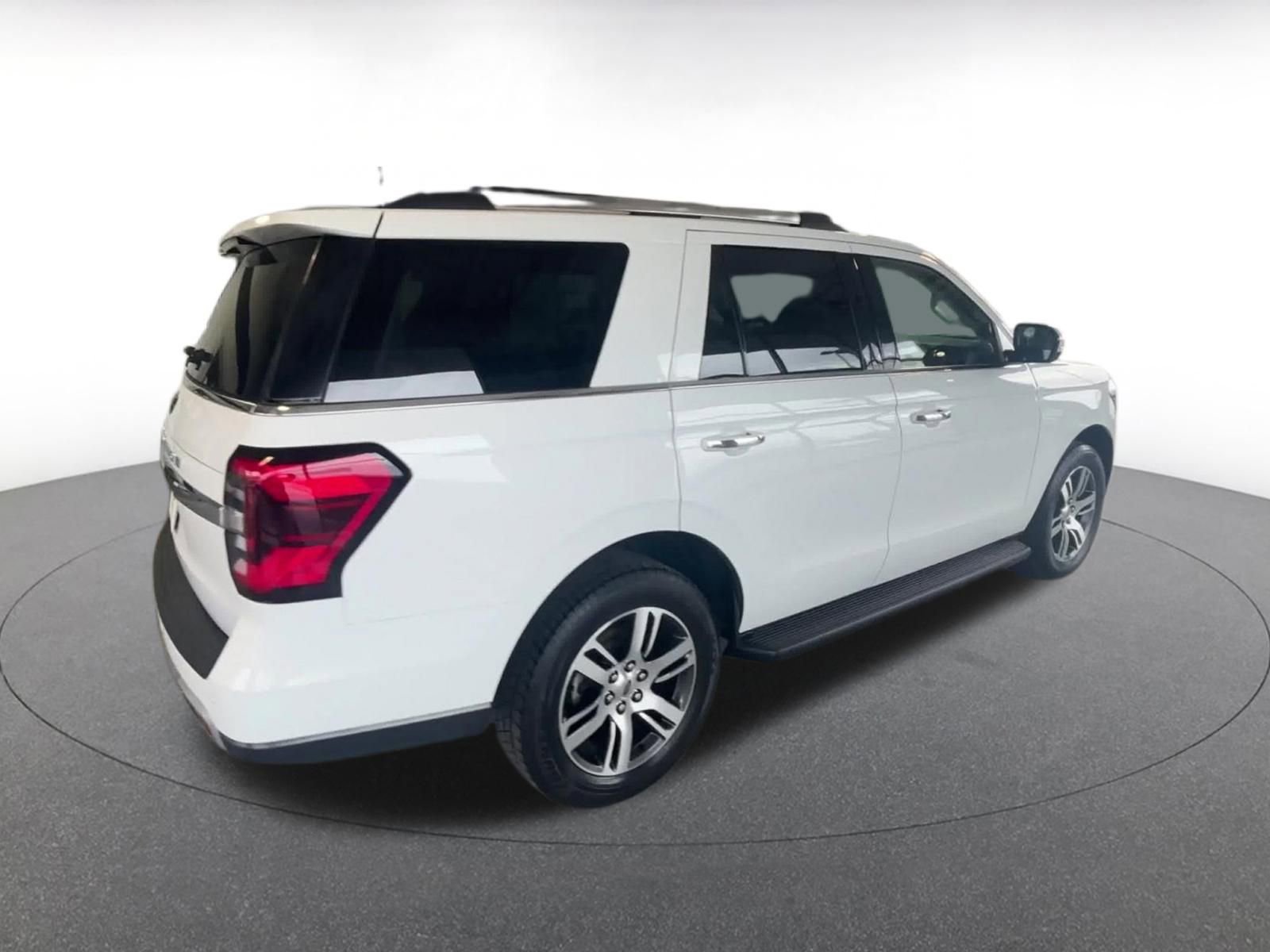 Thumbnail: 2024 Ford Expedition - 15