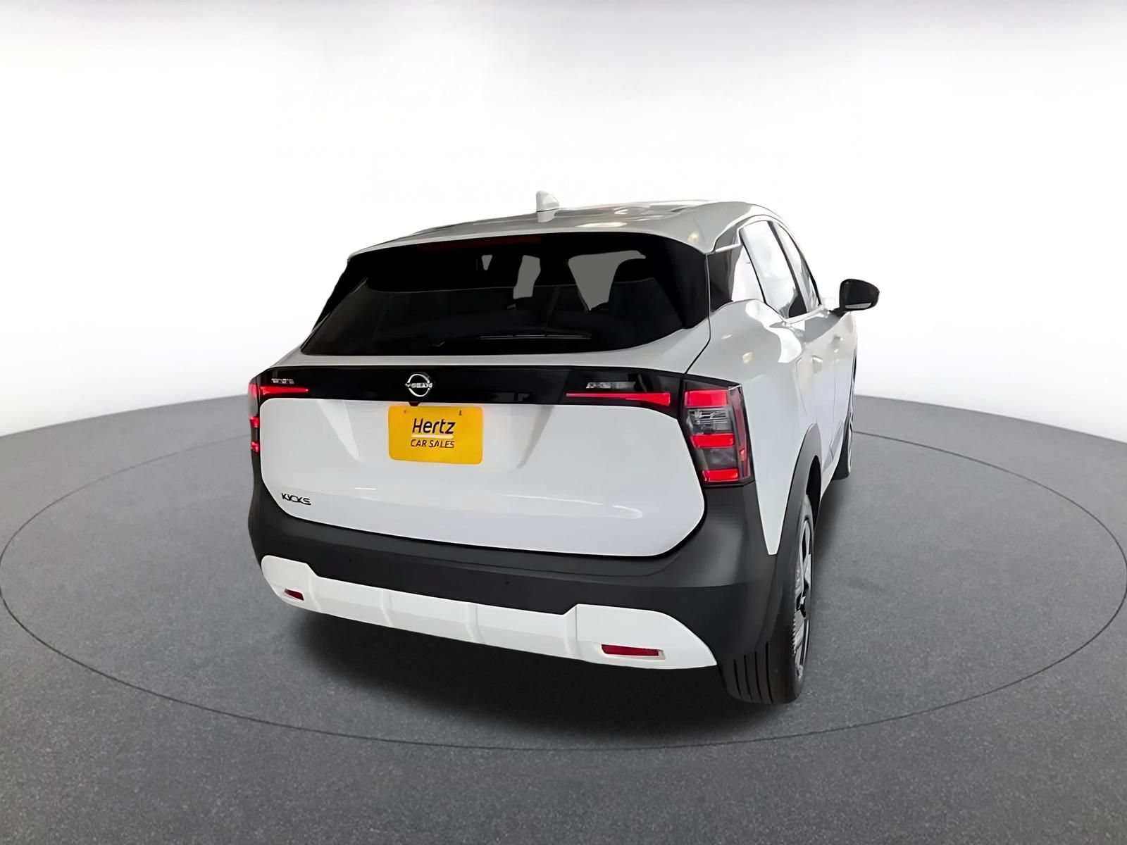 Thumbnail: 2025 Nissan Kicks - 13