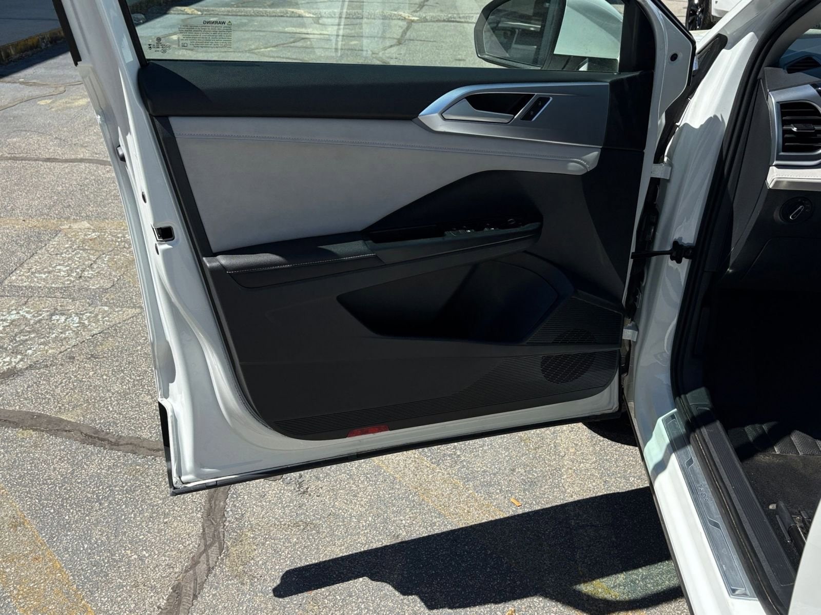 Thumbnail: 2025 Volkswagen Taos - 18