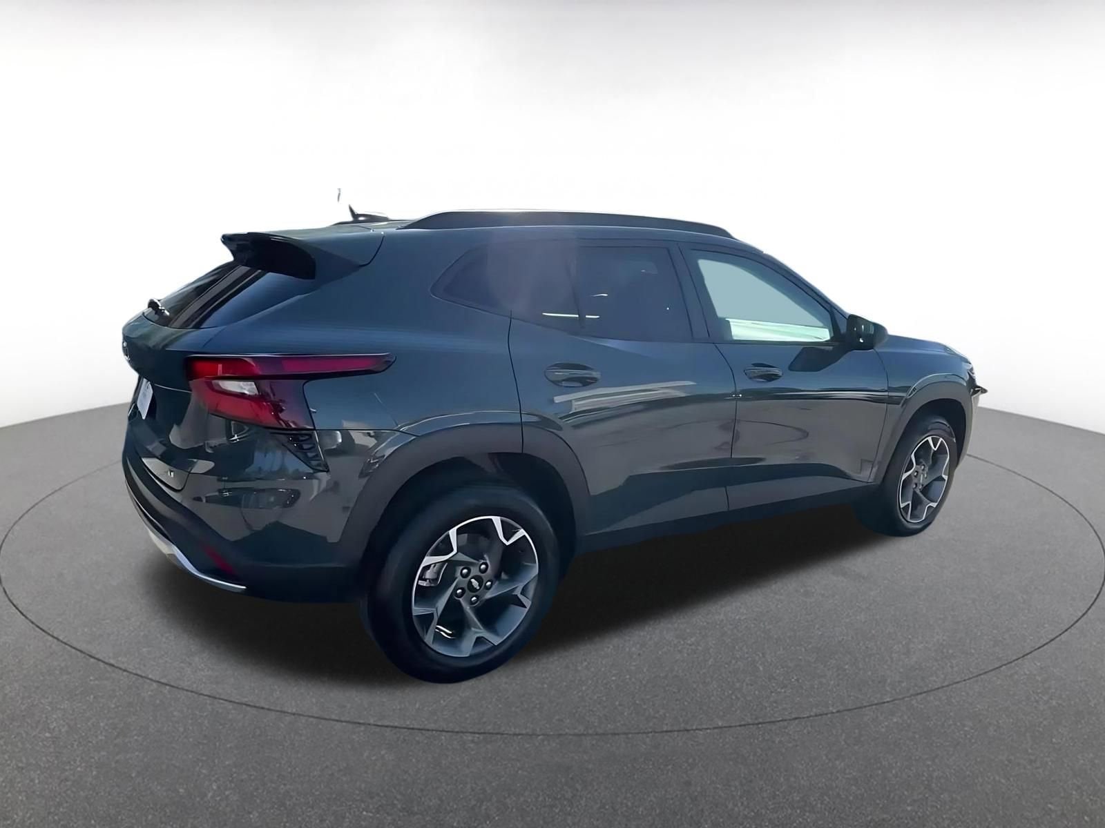 Thumbnail: 2025 Chevrolet Trax - 21