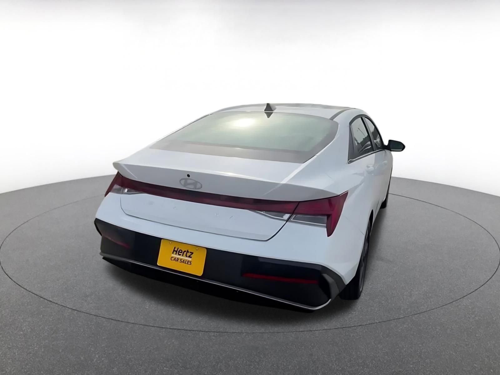 Thumbnail: 2025 Hyundai Elantra - 18