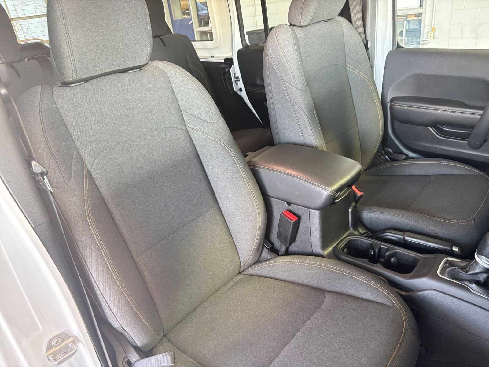 Thumbnail: 2025 Jeep Wrangler - 35