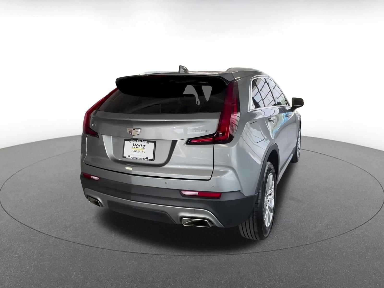 Thumbnail: 2023 Cadillac XT4 - 13