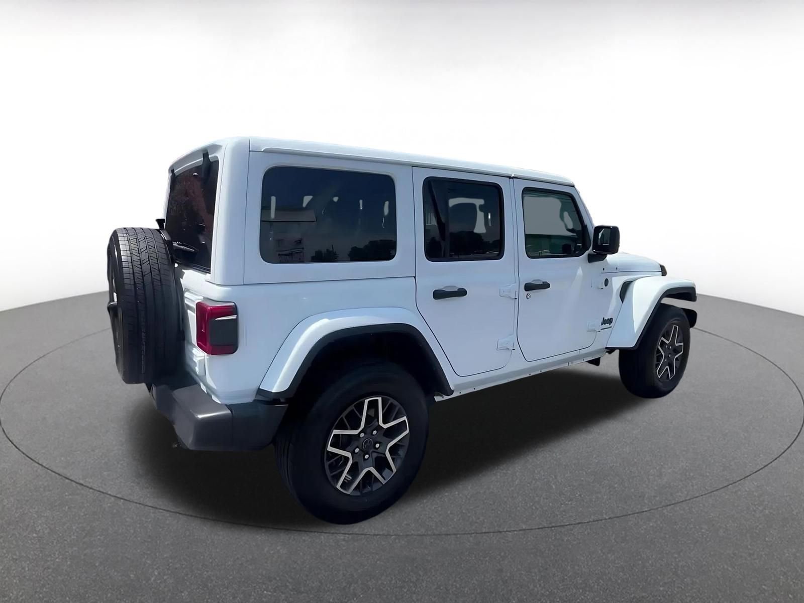 Thumbnail: 2025 Jeep Wrangler - 15