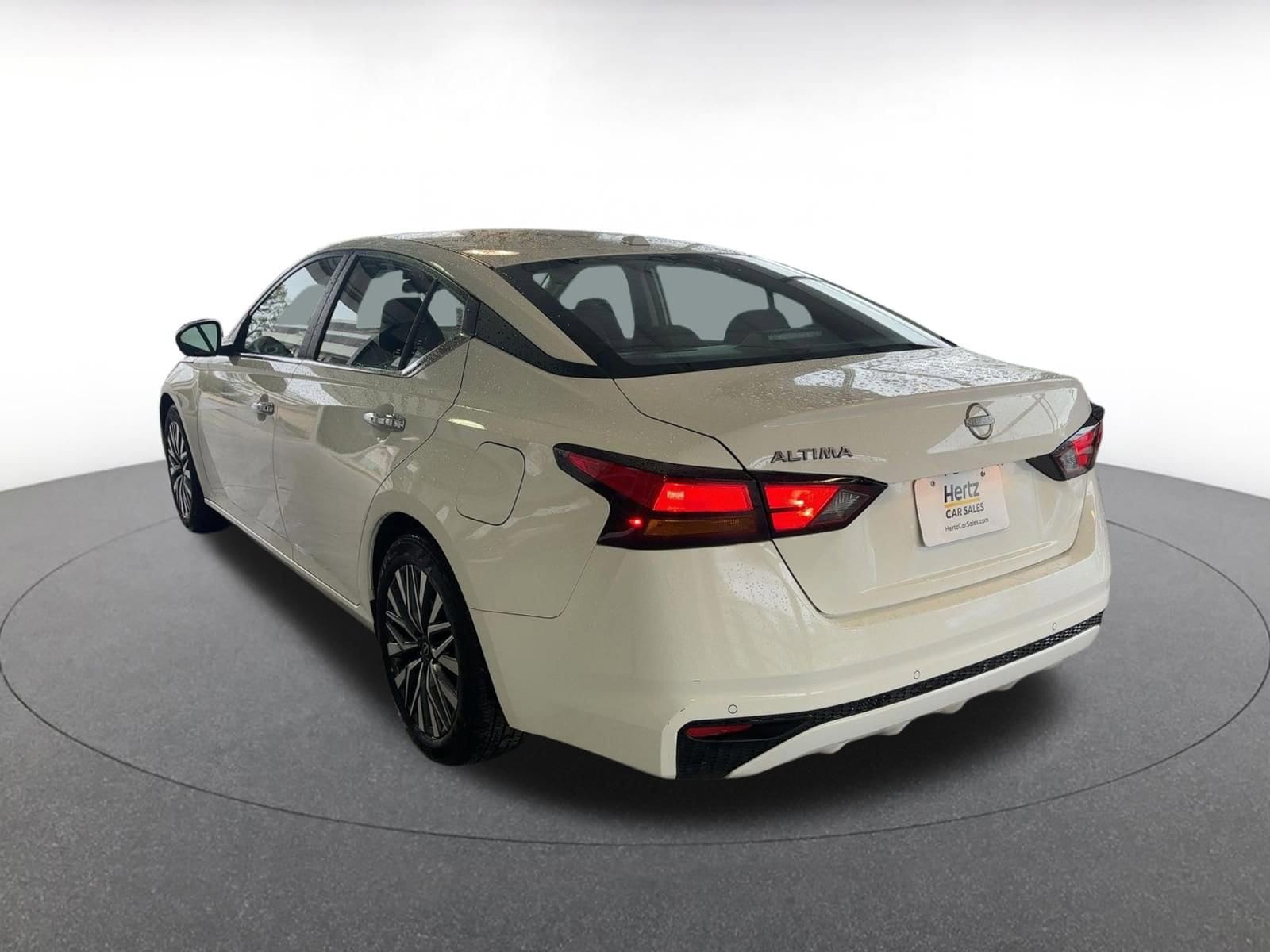 Thumbnail: 2025 Nissan Altima - 13