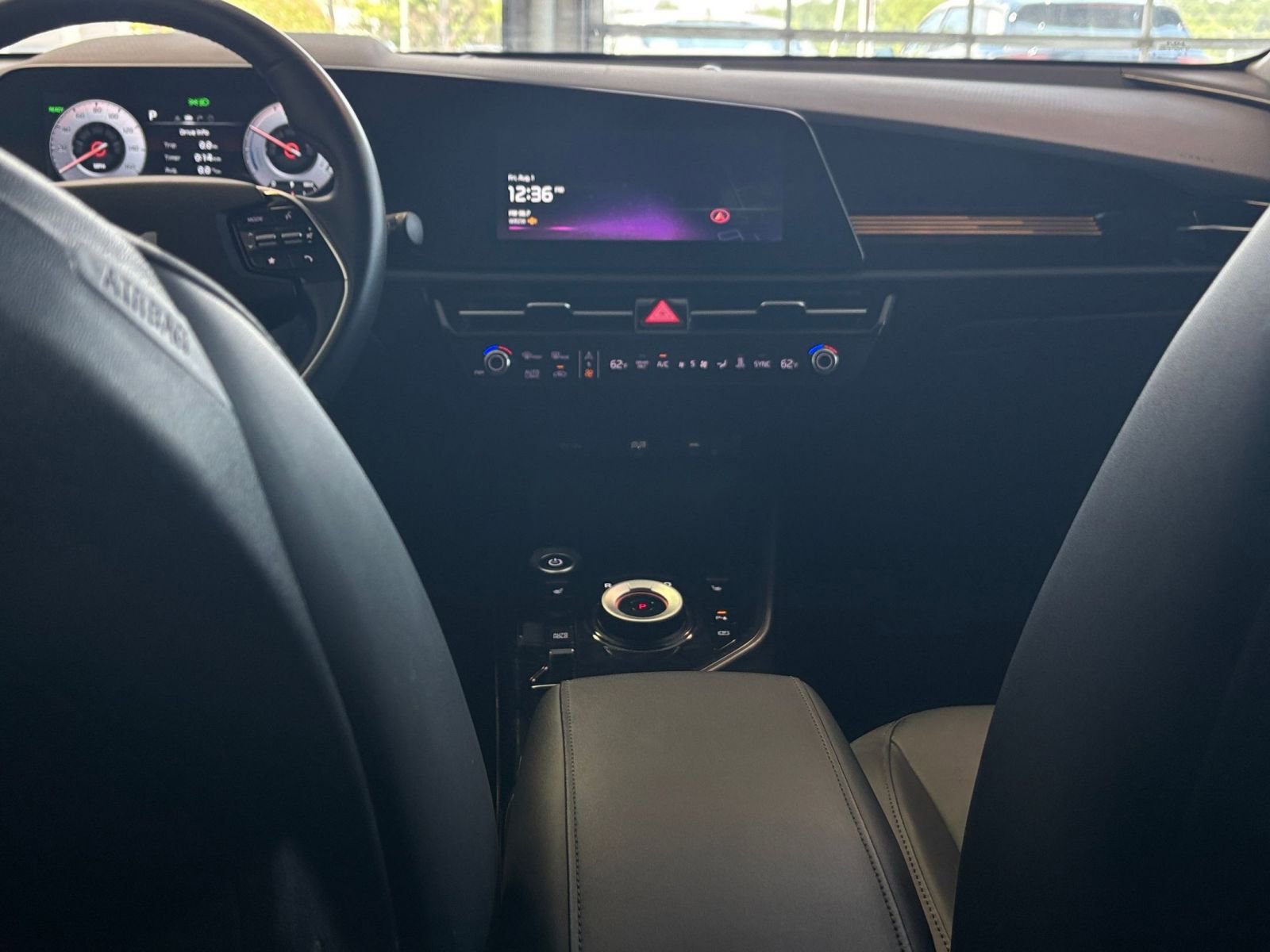 Thumbnail: 2023 Kia Niro - 21