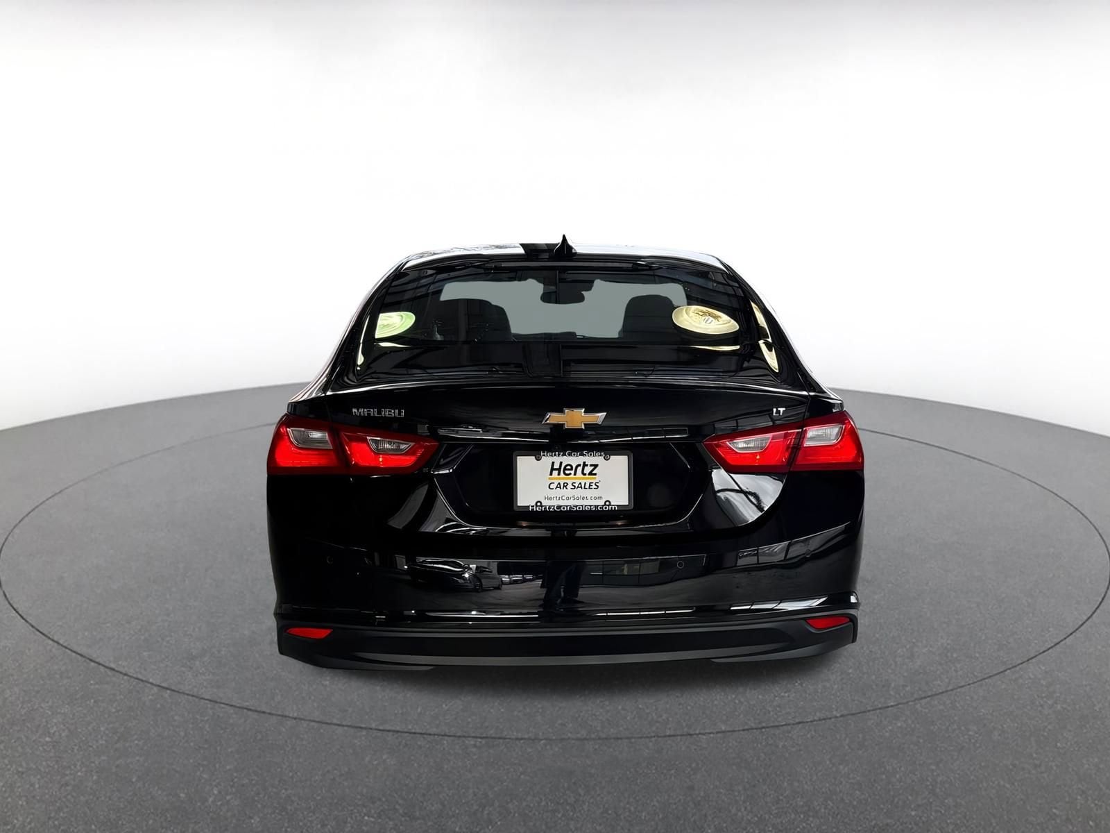 Thumbnail: 2024 Chevrolet Malibu - 16