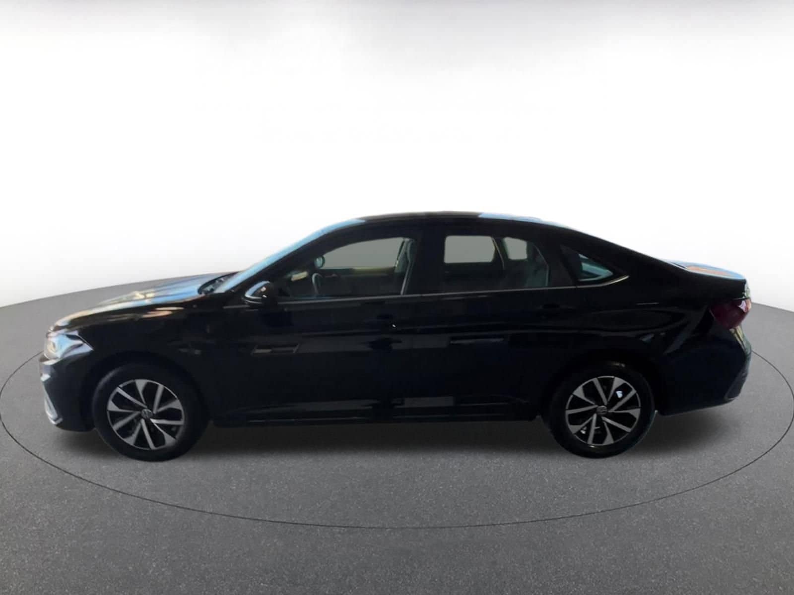 Thumbnail: 2025 Volkswagen Jetta - 6