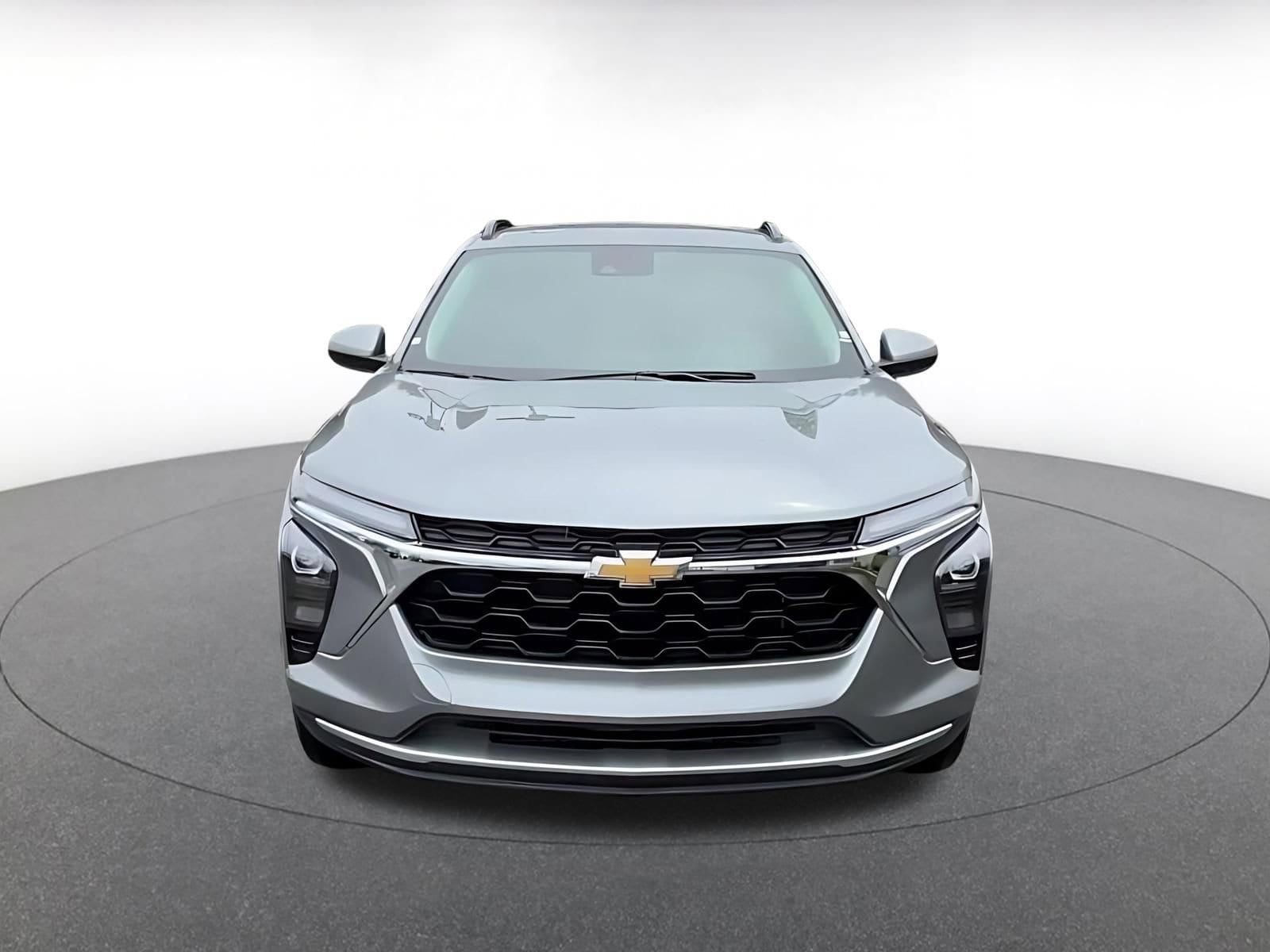Thumbnail: 2025 Chevrolet Trax - 5