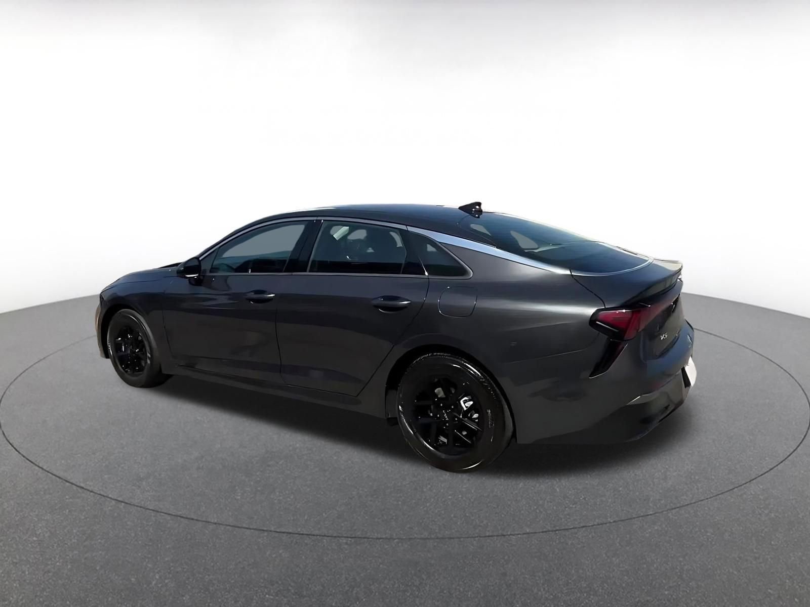 Thumbnail: 2025 Kia K5 - 11