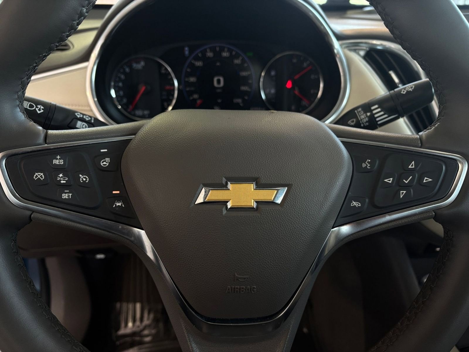 Thumbnail: 2024 Chevrolet Malibu - 28