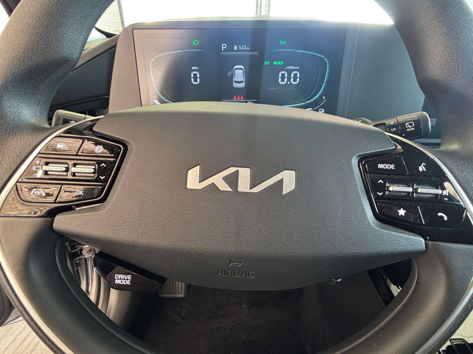 Thumbnail: 2026 Kia Niro - 26