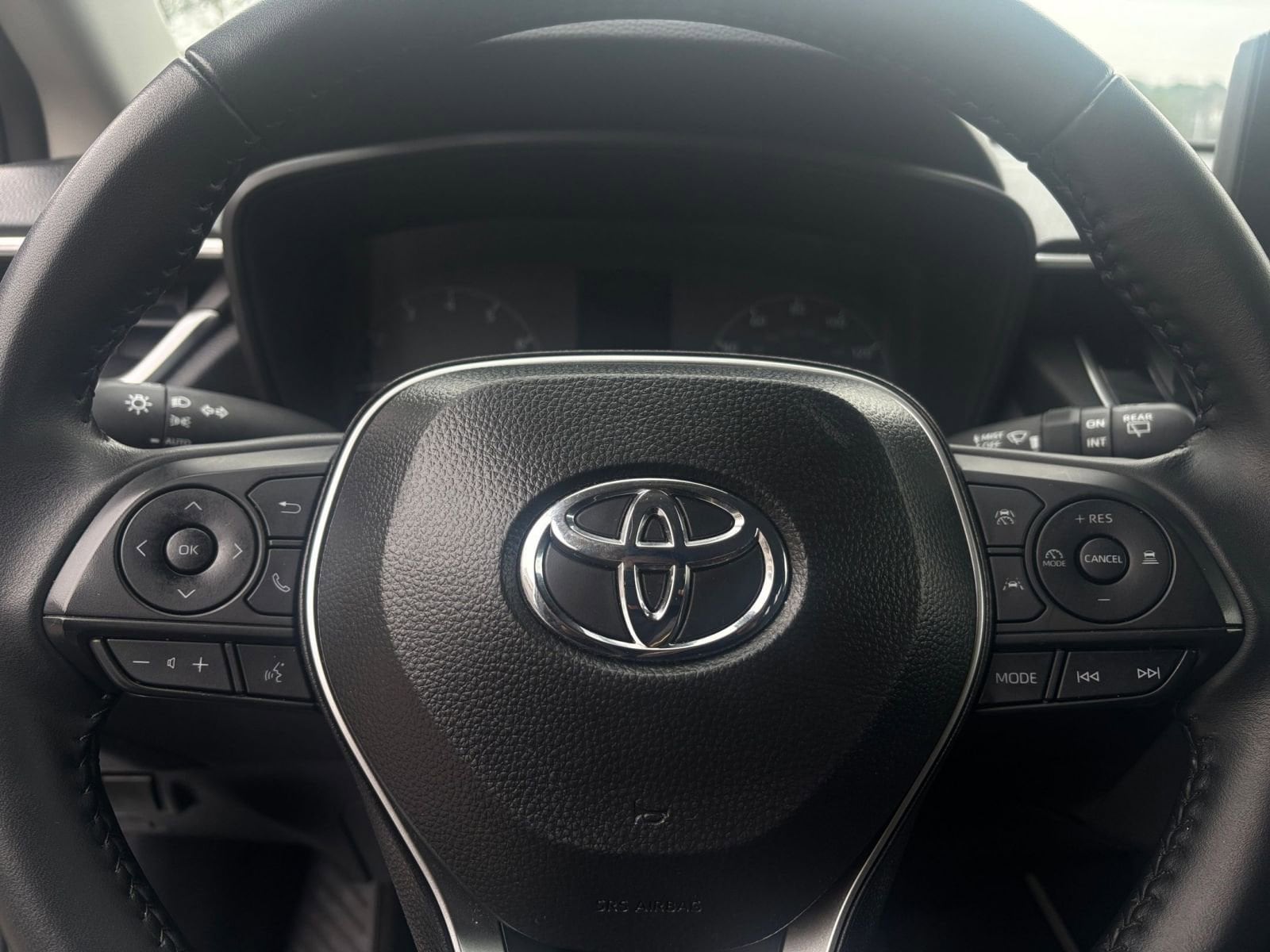 Thumbnail: 2025 Toyota Corolla Cross - 28