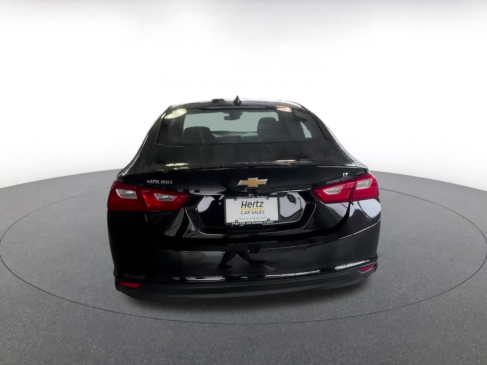 Thumbnail: 2024 Chevrolet Malibu - 11