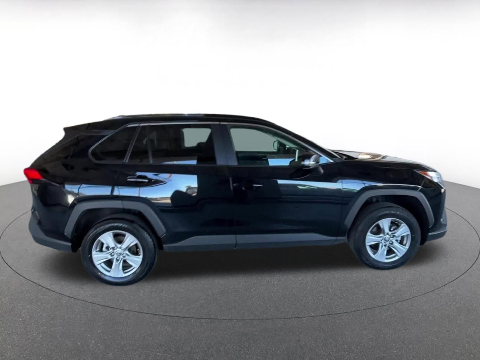 Thumbnail: 2025 Toyota RAV4 - 18