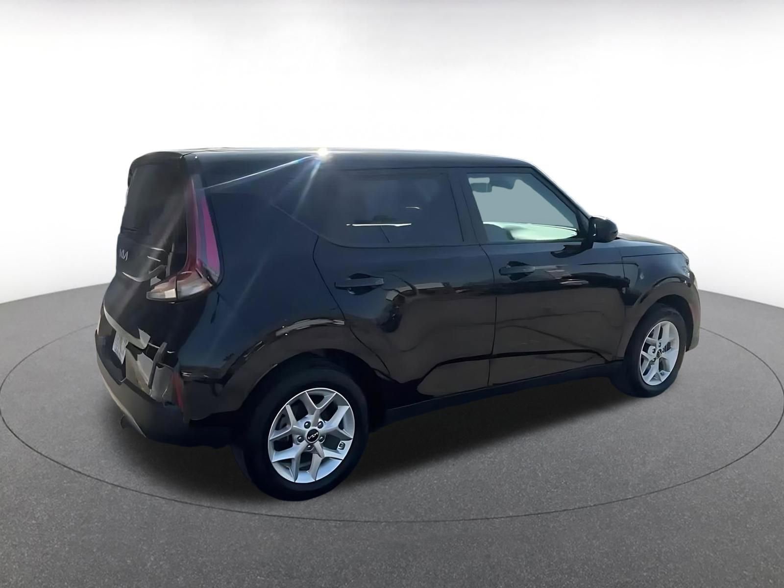 Thumbnail: 2025 Kia Soul - 15