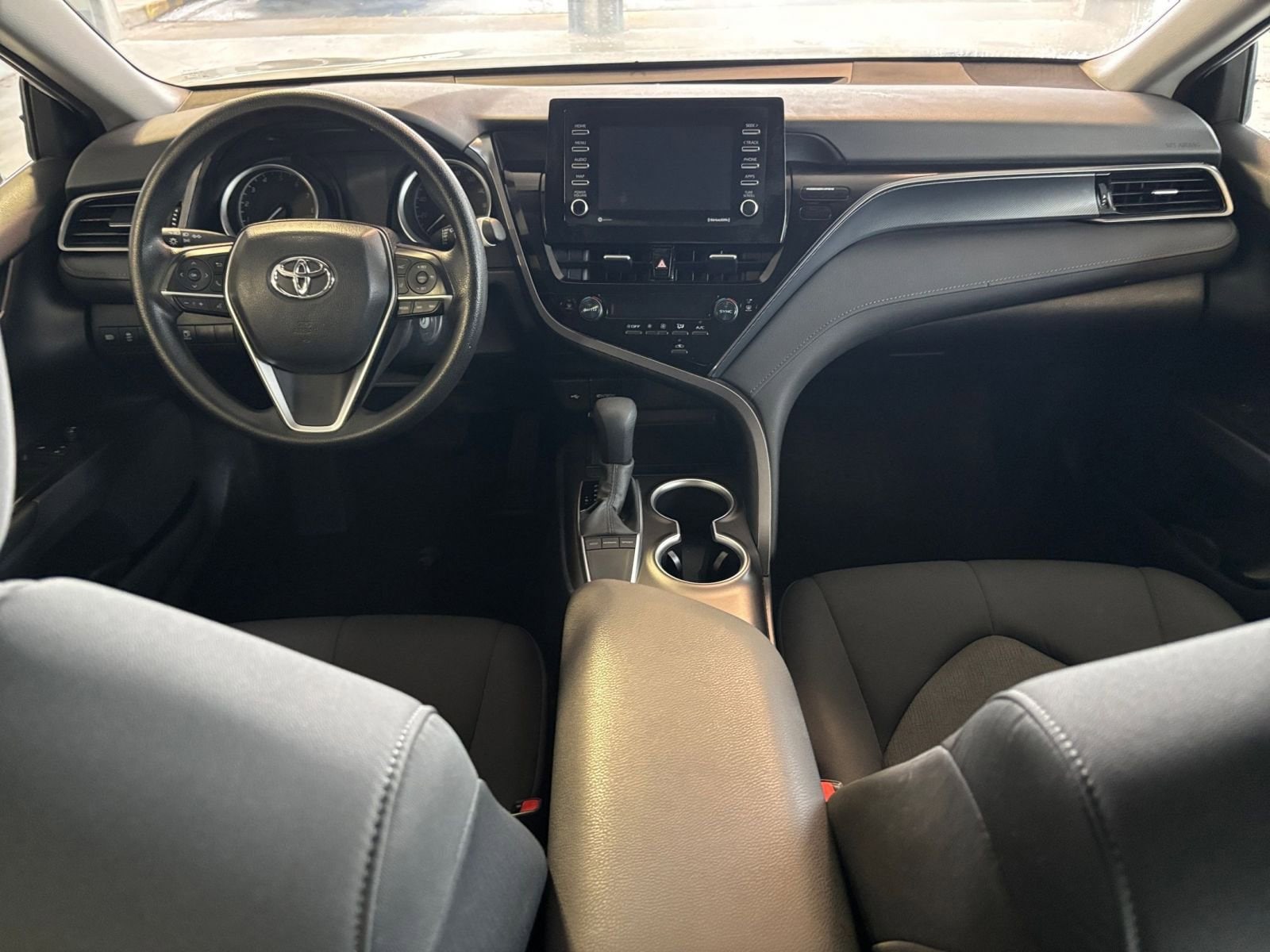 Thumbnail: 2024 Toyota Camry - 32