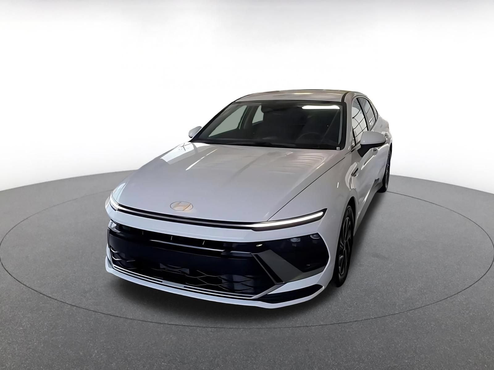 Thumbnail: 2026 Kia K4 - 6