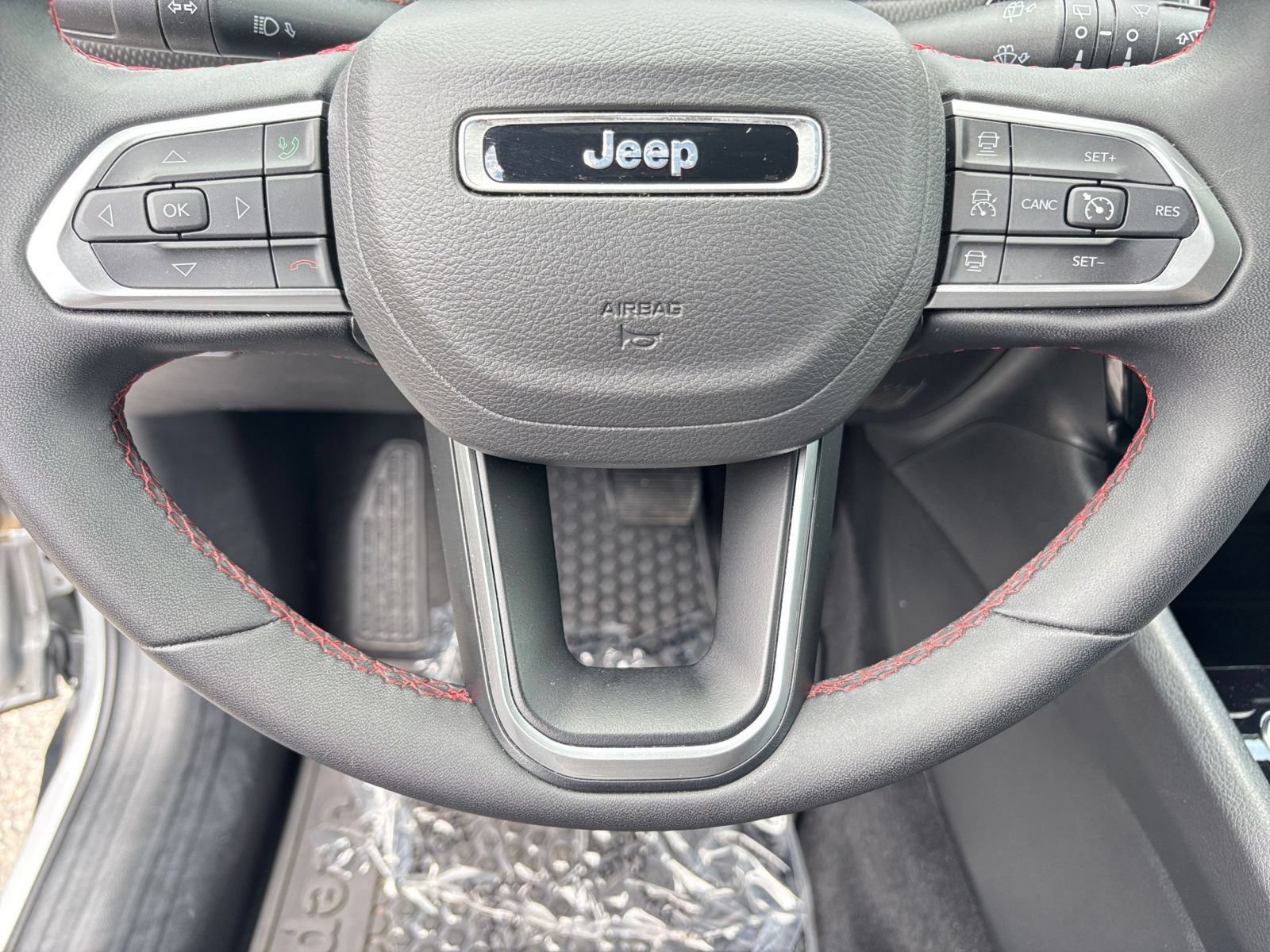 Thumbnail: 2025 Jeep Compass - 22