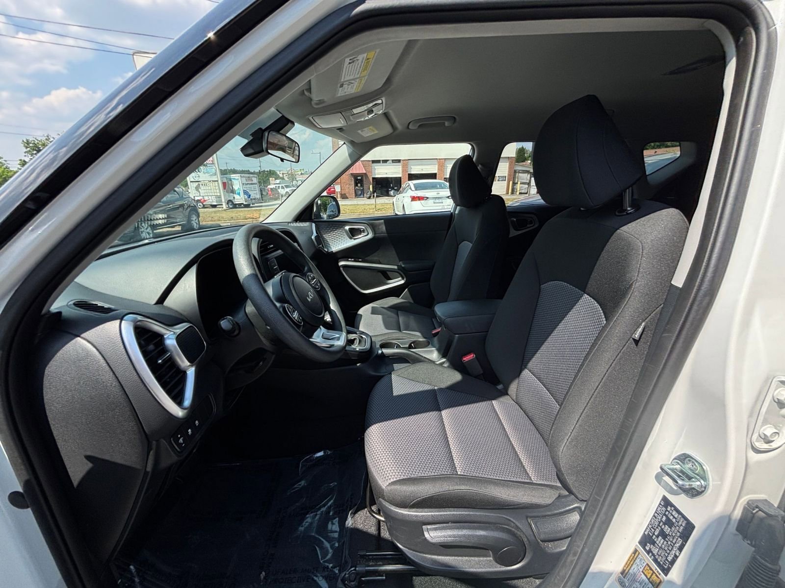 Thumbnail: 2025 Kia Soul - 25