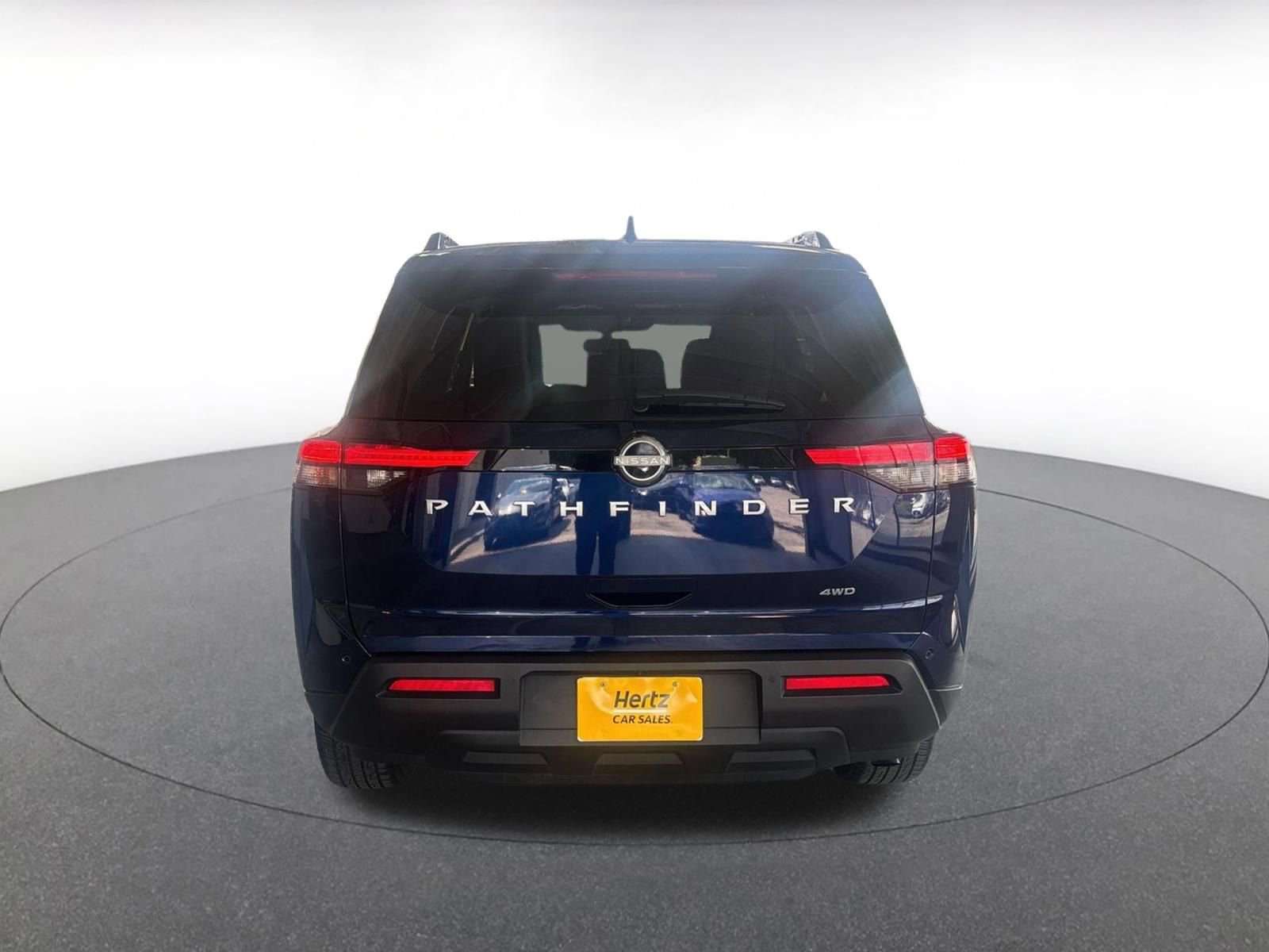 Thumbnail: 2025 Nissan Pathfinder - 17