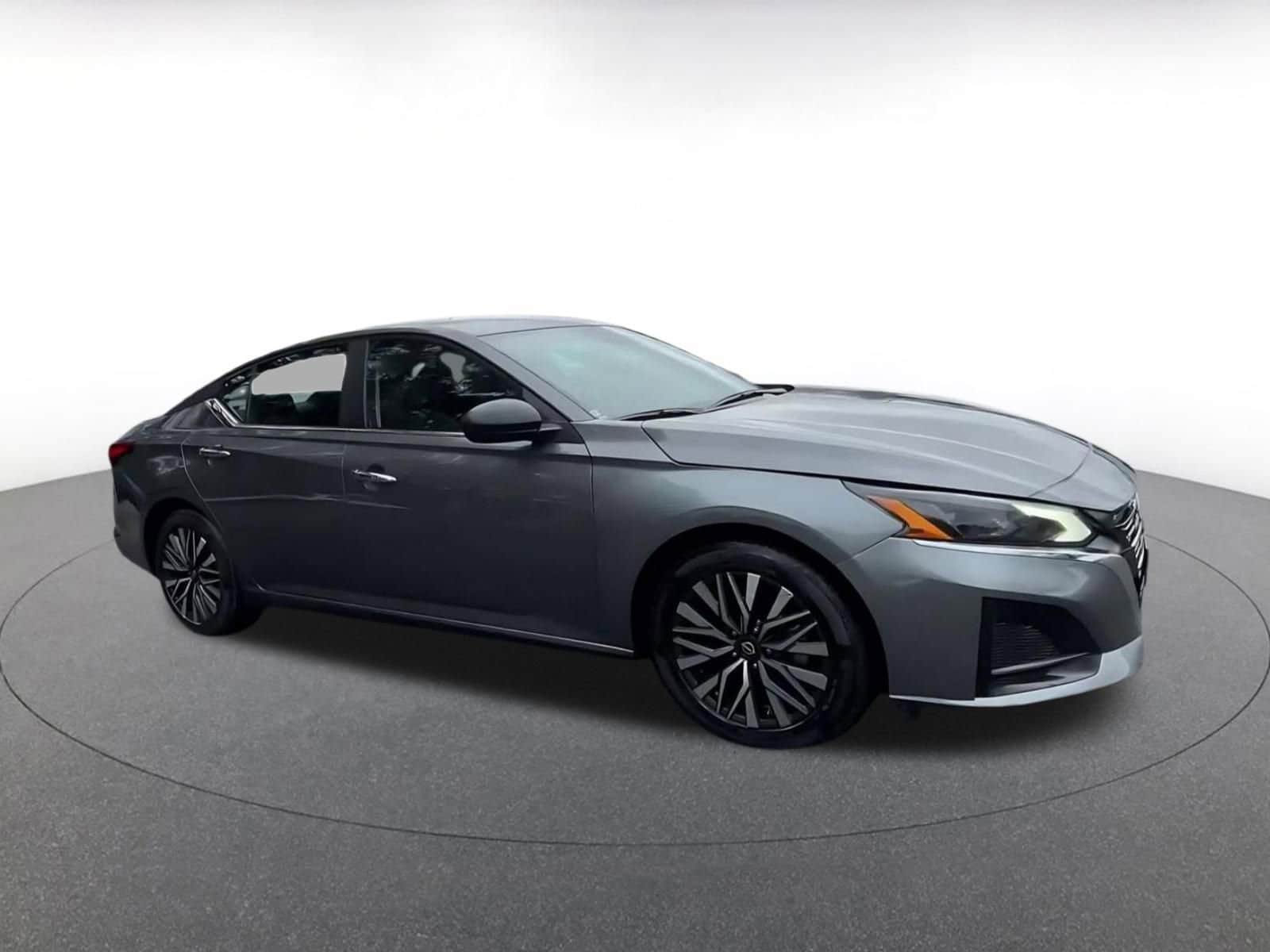 Thumbnail: 2025 Nissan Altima - 2
