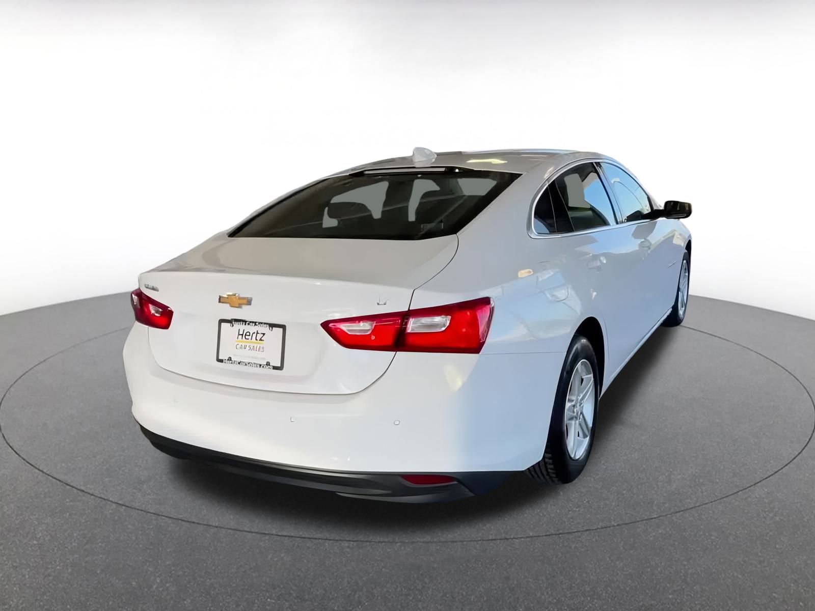 Thumbnail: 2024 Chevrolet Malibu - 13